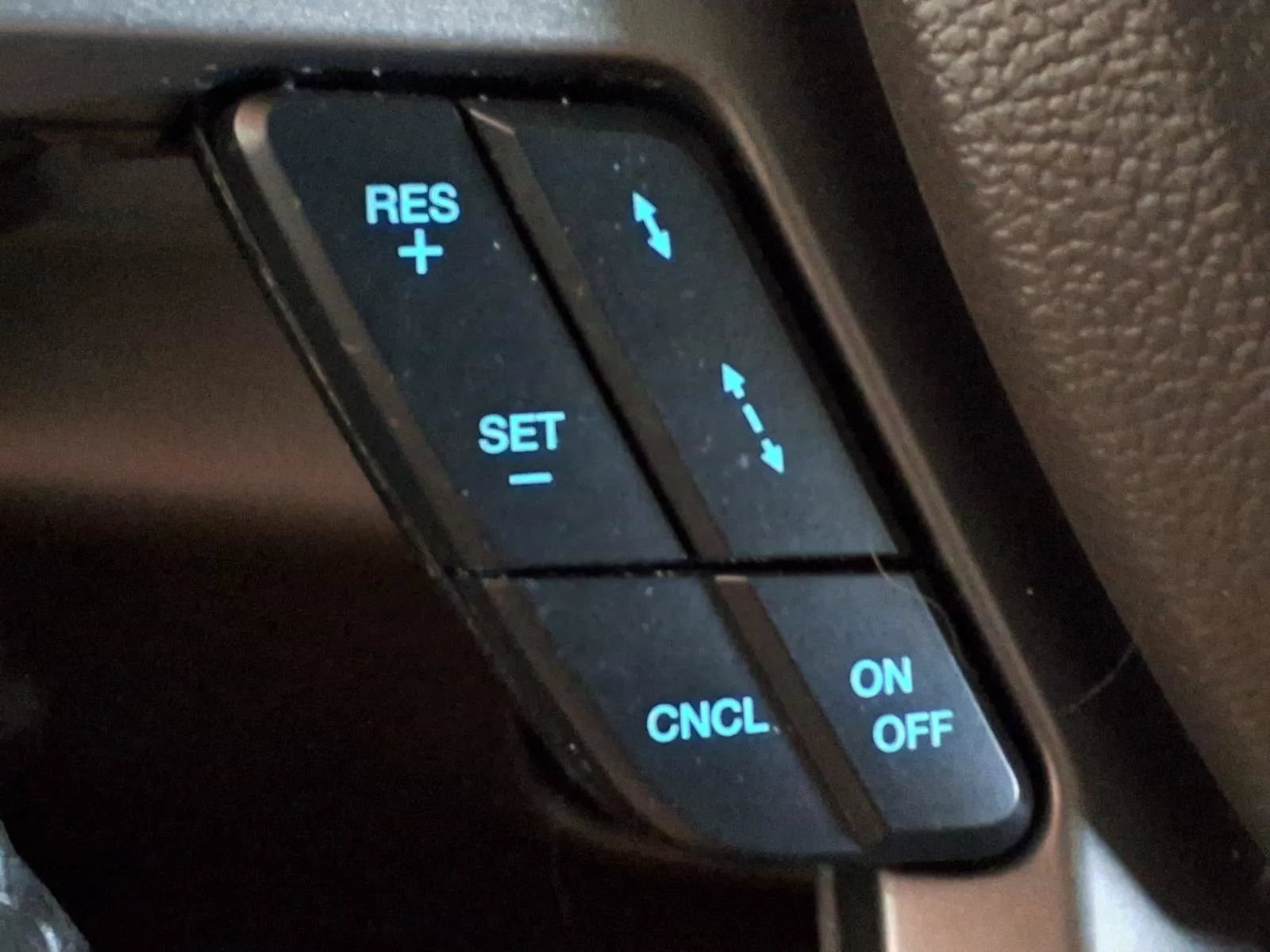 Used 2021 Ford Expedition Max XLT AWD/4WD image 32