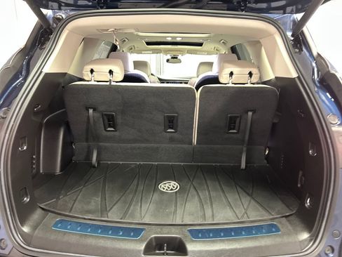 Used 2023 Buick Enclave Essence w/ Experience Buick Package FWD image 26