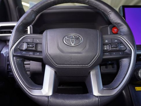 Certified 2025 Toyota Tacoma TRD Sport w/ TRD Sport Upgrade Package image 21