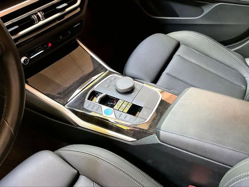 Used 2023 BMW i4 eDrive40 RWD image 14