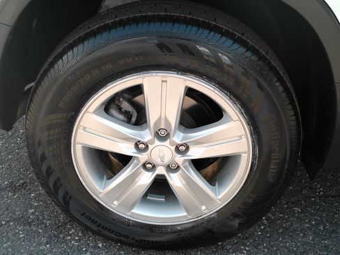 Used 2020 Chevrolet Trax LT AWD/4WD image 30