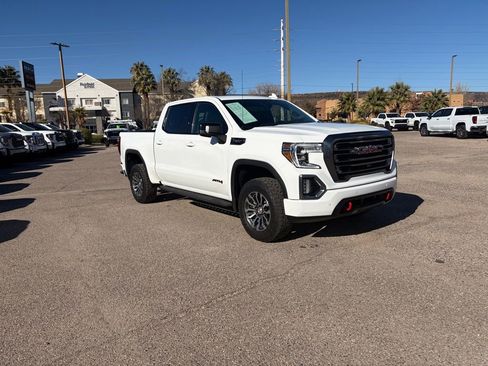 Used 2021 GMC Sierra 1500 AT4 w/ AT4 Premium Package image 7