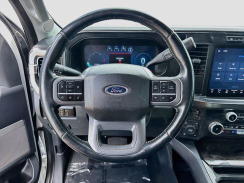 Used 2024 Ford F250 Lariat w/ FX4 Off-Road Package AWD/4WD image 11