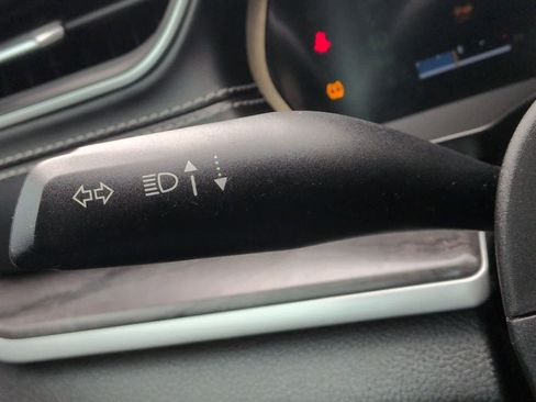 Used 2022 Jeep Grand Cherokee L Limited w/ Luxury Tech Group II image 29