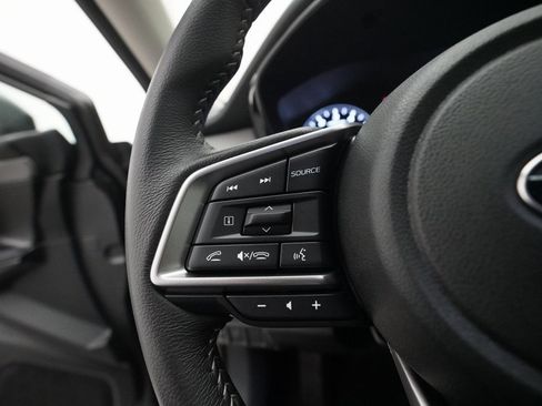 Certified 2025 Subaru Outback Premium w/ Popular Package #1A image 18