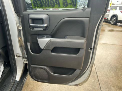 Used 2017 Chevrolet Silverado 1500 LT w/ All Star Edition image 15