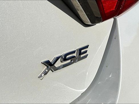 Used 2017 Toyota Camry XSE FWD image 26