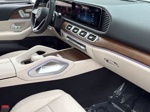Certified 2026 Mercedes-Benz GLE 350 4MATIC image 37