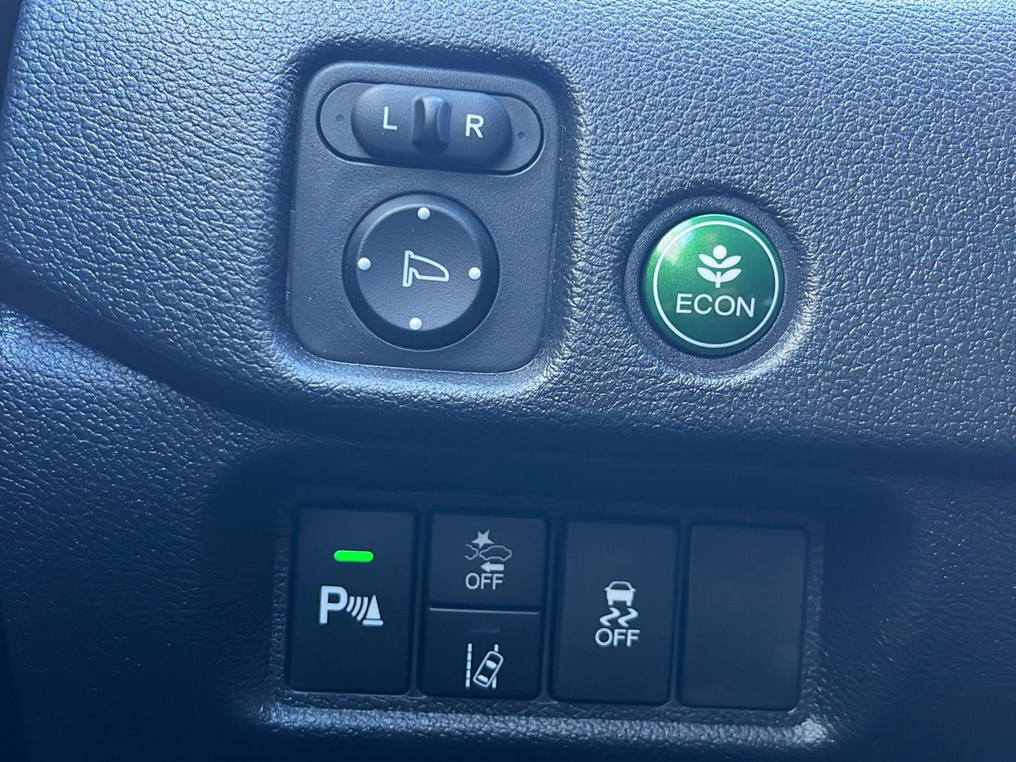 Used 2025 Honda Passport EX-L image 8