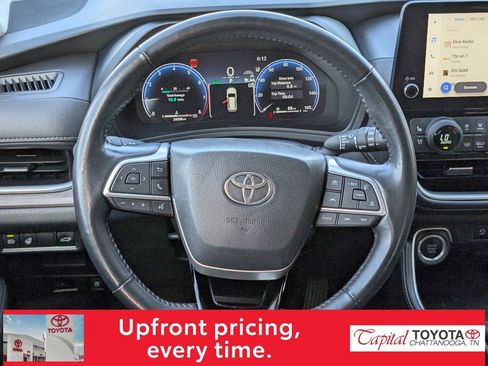 Used 2024 Toyota Grand Highlander Limited image 17