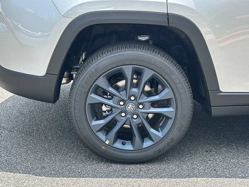 New 2026 Jeep Grand Cherokee Limited AWD/4WD image 17