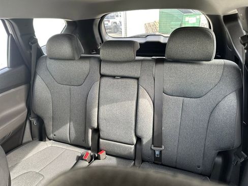 Used 2019 Hyundai Santa Fe SE image 19