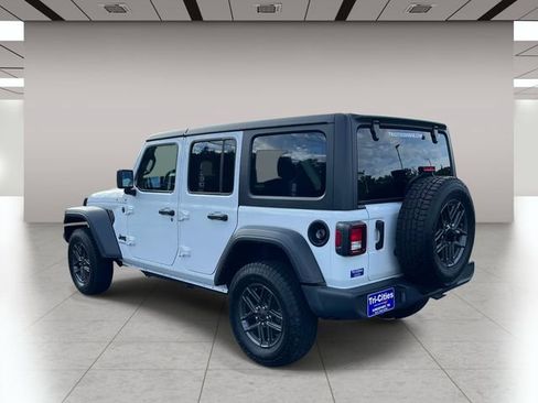 Used 2025 Jeep Wrangler Unlimited Sport AWD/4WD image 6