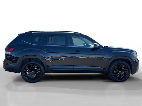 Certified 2023 Volkswagen Atlas SE w/ Panoramic Sunroof Package AWD/4WD image 6