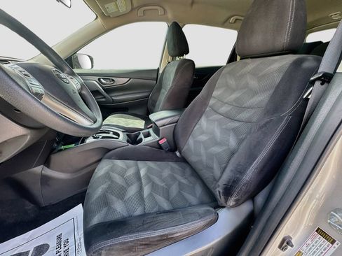 Used 2014 Nissan Rogue SV FWD image 23