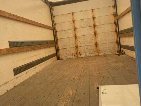 Used 2015 GMC Savana 3500 image 11