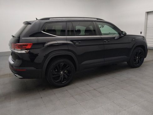 Used 2022 Volkswagen Atlas SE w/ Black Wheel Package FWD image 10