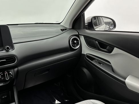 Used 2022 Hyundai Kona SEL image 26