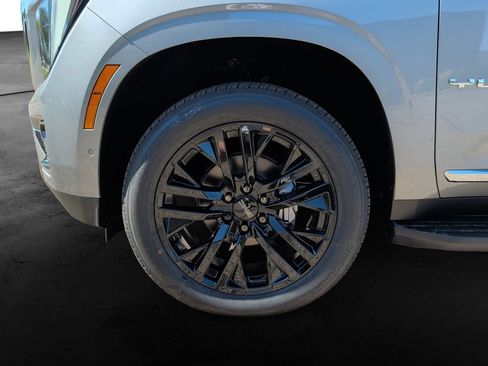 New 2026 GMC Yukon XL Elevation w/ Elevation Premium Package AWD/4WD image 11