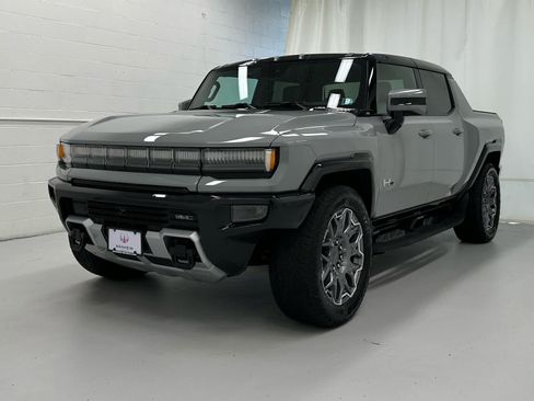 Used 2025 GMC Hummer EV 3X AWD/4WD image 4