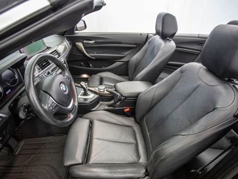 Used 2018 BMW 230i Convertible w/ Premium Package image 18