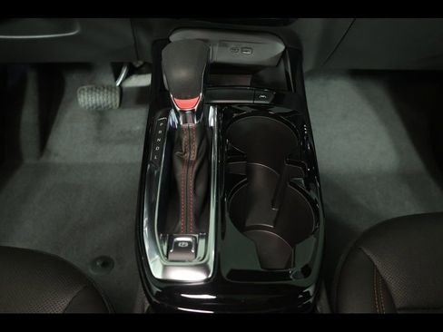 New 2026 Chevrolet Trax RS w/ Sunroof Package image 17