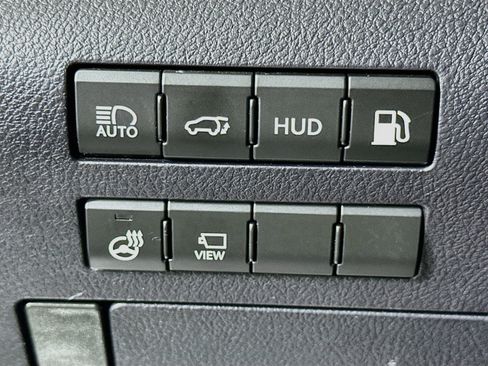 Used 2022 Lexus RX 450h AWD w/ Luxury Package image 17