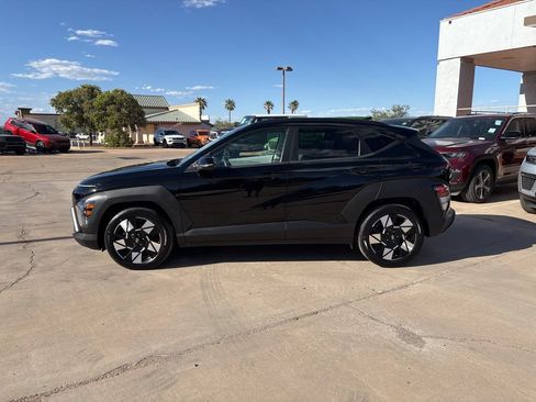 Used 2025 Hyundai Kona SEL FWD image 8