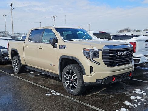 Certified 2022 GMC Sierra 1500 AT4 w/ AT4 Premium Package image 1