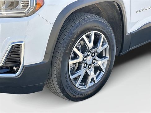 Used 2023 GMC Acadia SLT w/ Preferred Package image 29