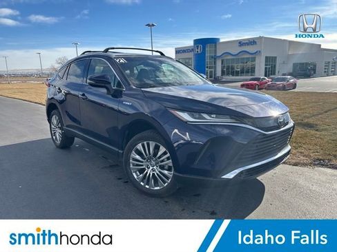 Used 2021 Toyota Venza image 1