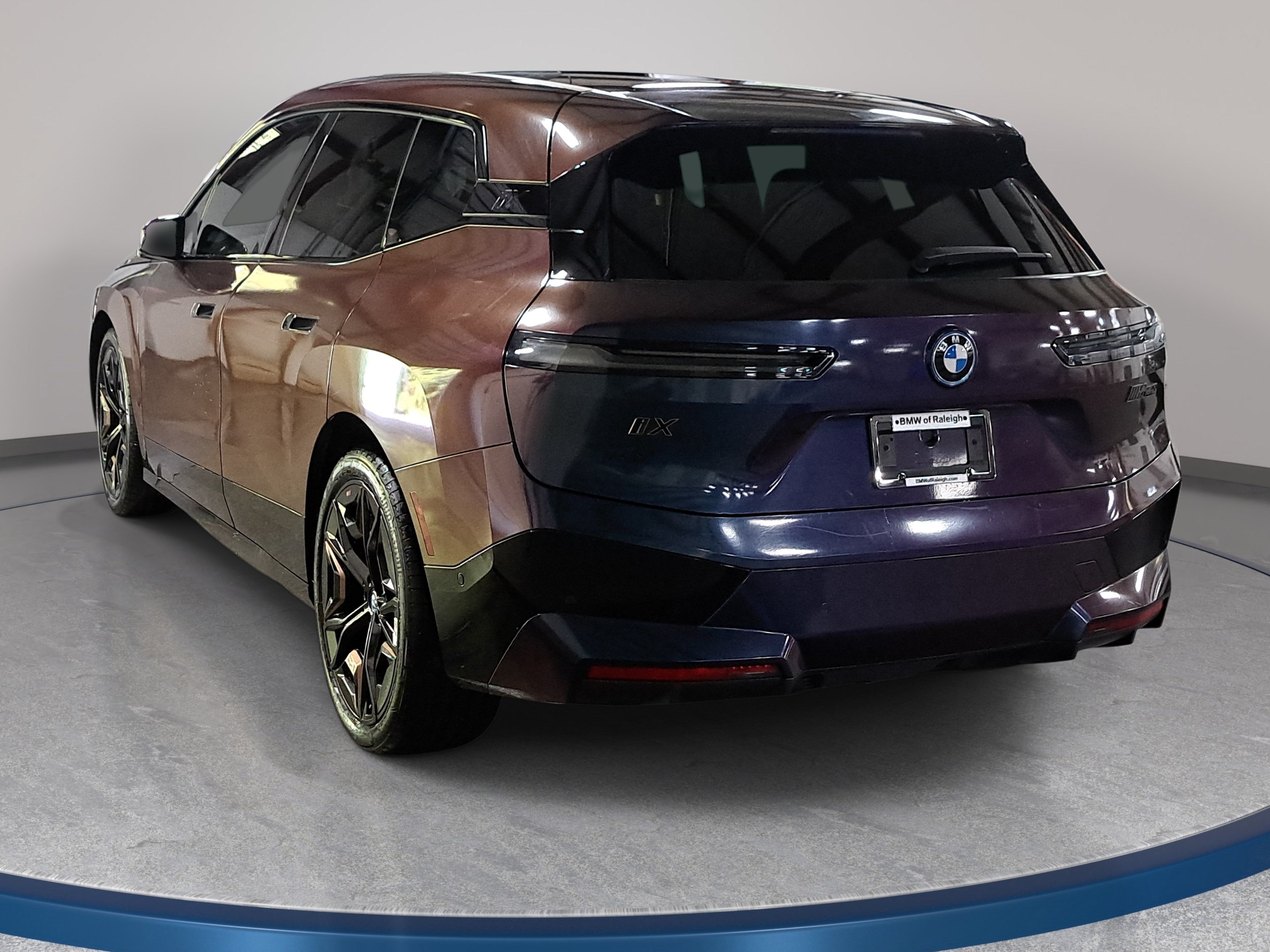 Certified 2023 BMW iX M60 AWD/4WD image 8