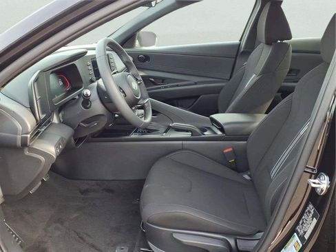 New 2026 Hyundai Elantra Sport FWD image 10