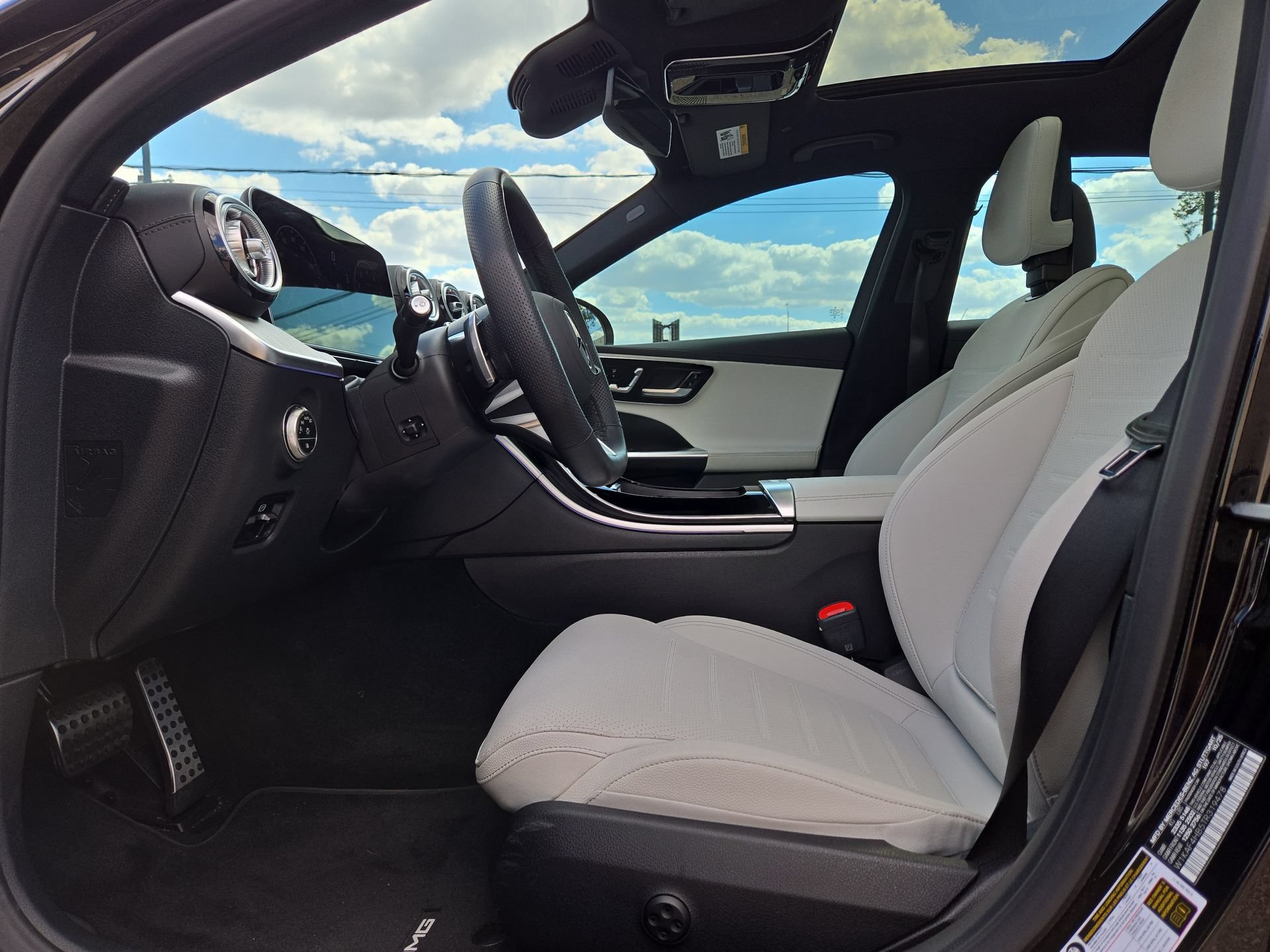 New 2026 Mercedes-Benz C 300 4MATIC Sedan image 16