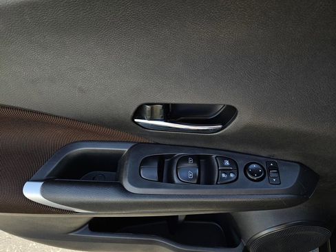 Certified 2023 Nissan Kicks SR image 16