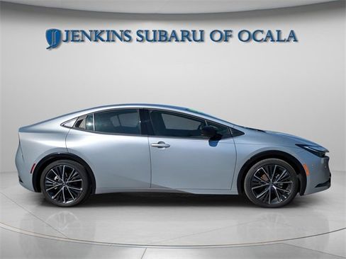 Used 2023 Toyota Prius XLE image 9