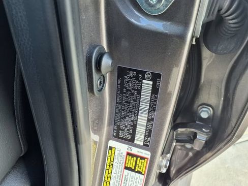 Used 2024 Toyota Camry SE FWD image 34