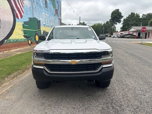 Used 2019 Chevrolet Silverado 1500 W/T w/ WT Convenience Package AWD/4WD image 11