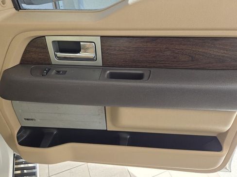 Used 2013 Ford F150 Lariat w/ Luxury Equipment Group image 3