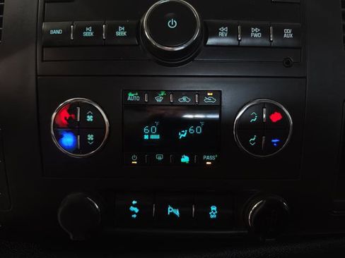 Used 2012 Chevrolet Silverado 1500 LT w/ All-Star Edition AWD/4WD image 18