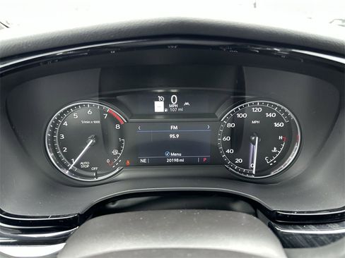 Used 2025 Cadillac XT6 Premium Luxury image 15