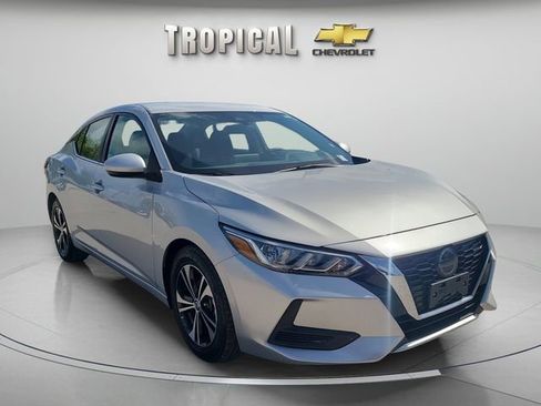 Used 2023 Nissan Sentra SV image 4