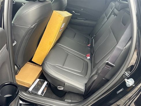 New 2025 Hyundai Santa Cruz SEL image 15