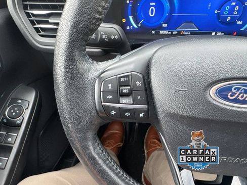 Used 2020 Ford Escape Titanium AWD/4WD image 18