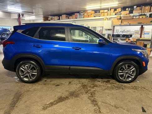 Used 2022 Kia Seltos S image 9