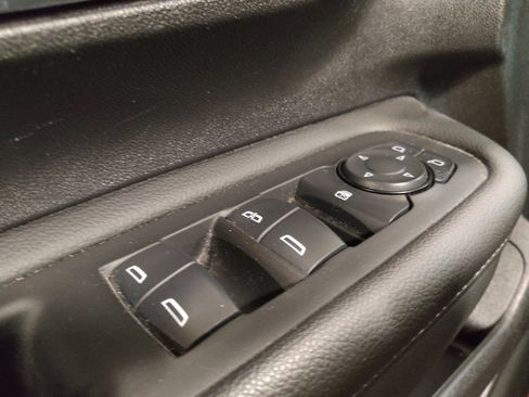 Used 2024 GMC Terrain SLE w/ LPO, Floor Liner Package FWD image 27