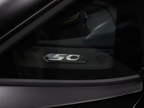 Used 2014 Lamborghini Aventador LP 700-4 image 49