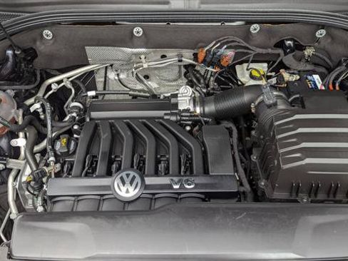 Used 2023 Volkswagen Atlas SE AWD/4WD image 30
