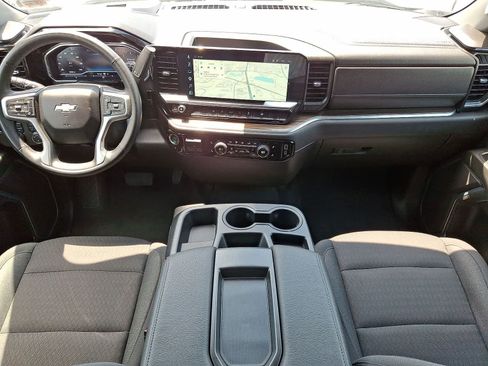 Used 2025 Chevrolet Silverado 1500 LT AWD/4WD image 26