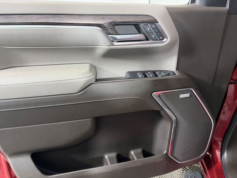 Used 2023 Chevrolet Silverado 1500 LTZ image 28